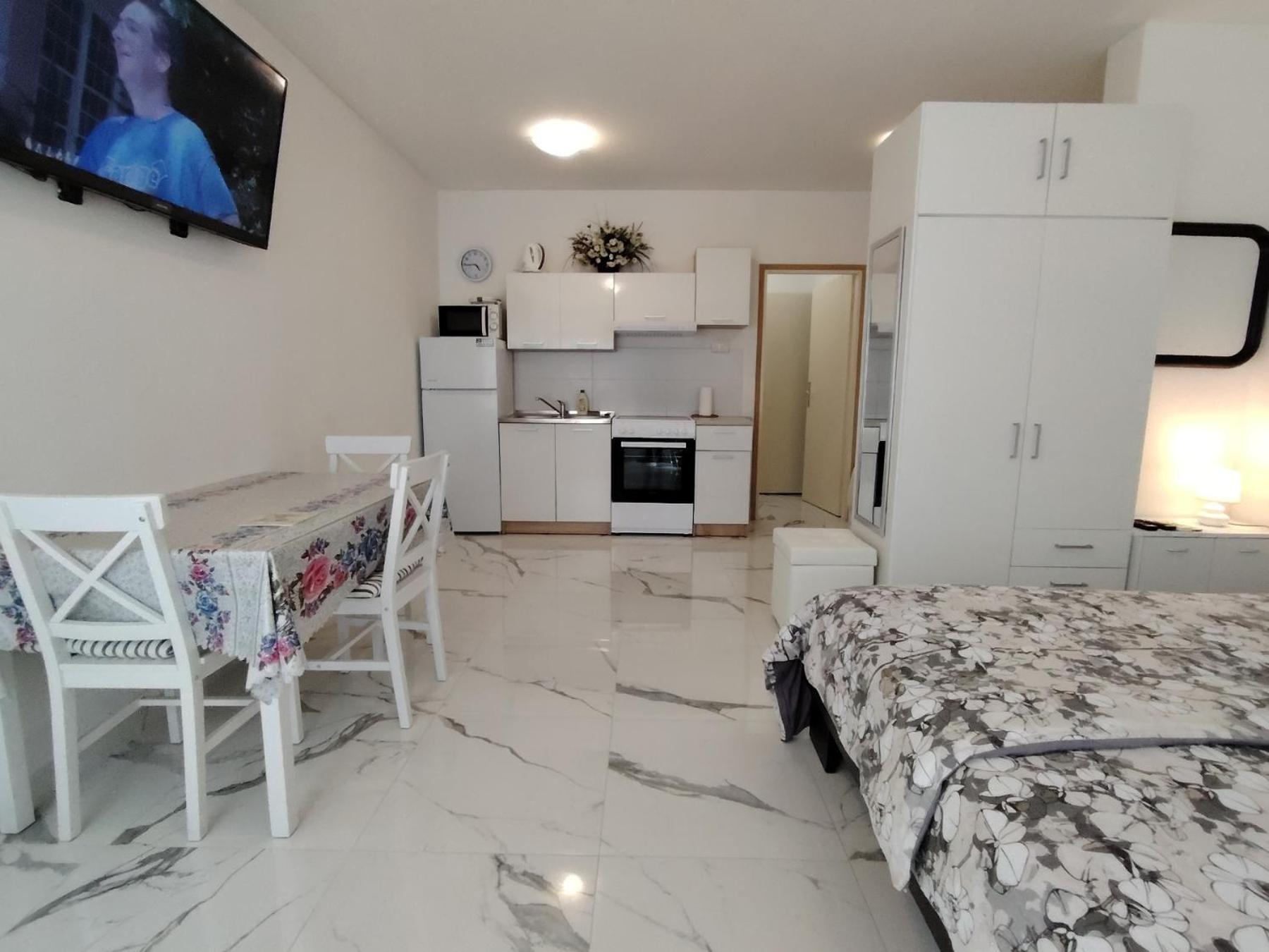 Studio-Apartman Ella Porec Exterior photo